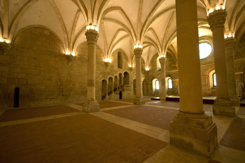 Refectorio de Alcobaça desde el lado sur