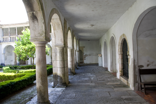 Galería norte del claustro de Lorvao