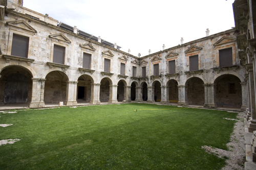 Claustro grande das Salzedas