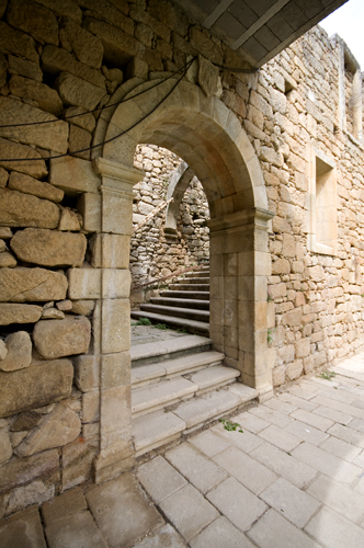 escalera que sale del claustro das Salzedas