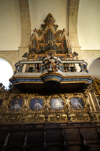órgano de tubos horizontales de la iglesia de Tarouca