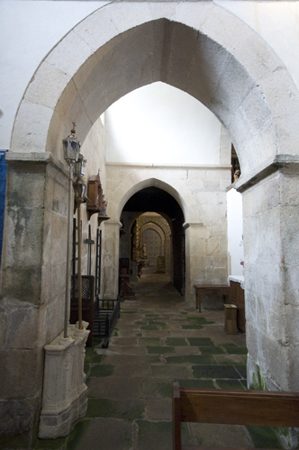 Nave del evangelio de la iglesia de Tarouca