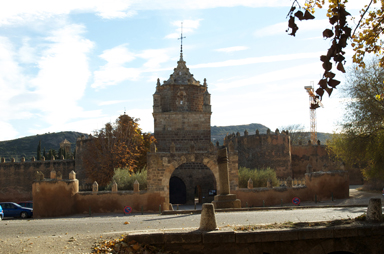 Vista del acceso al monasterio de Veruela