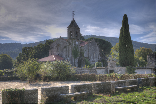 Vista general de la iglesia de Melón